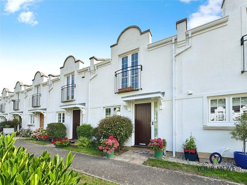 Main image of 2 bedroom Mid Terrace House for sale, Albert Row, Royal Esplanade, Ramsgate, CT11