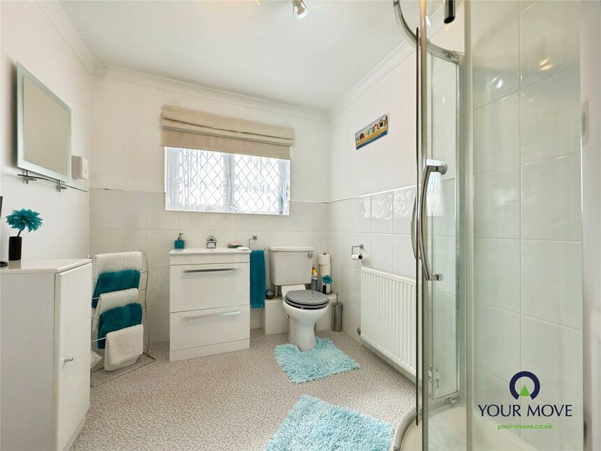 En-Suite Shower Room / WC