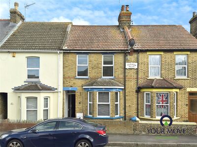 2 bedroom Mid Terrace House for sale
