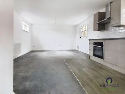 High Street, 1 bedroom  Flat to rent, £850 pcm