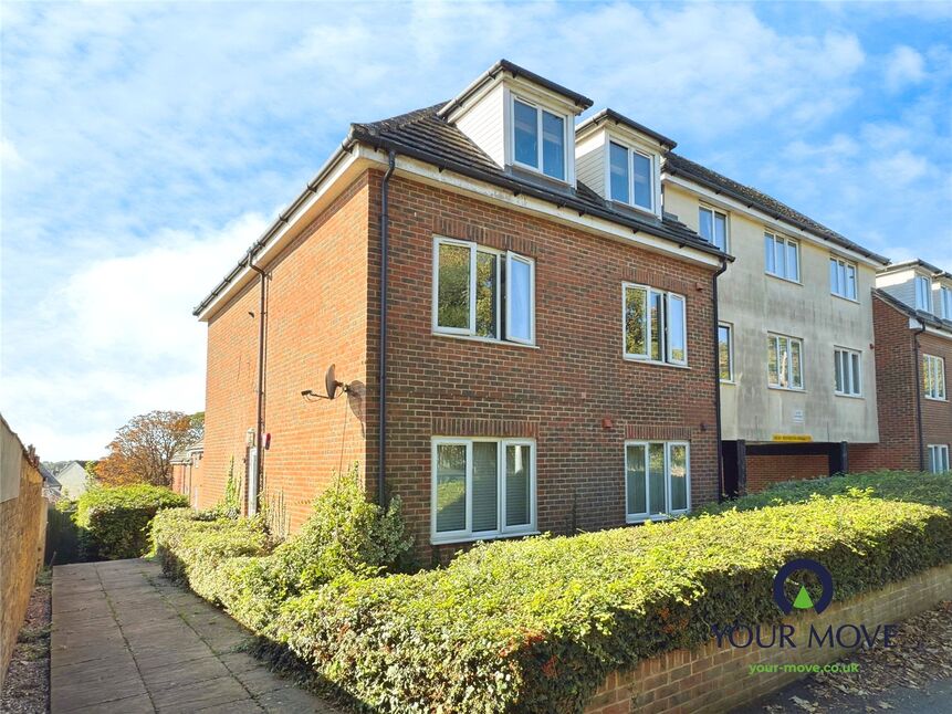 Main image of 2 bedroom  Flat for sale, Cecilia Road, Ramsgate, Kent, CT11
