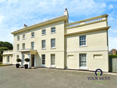 2 bedroom  Flat to rent
