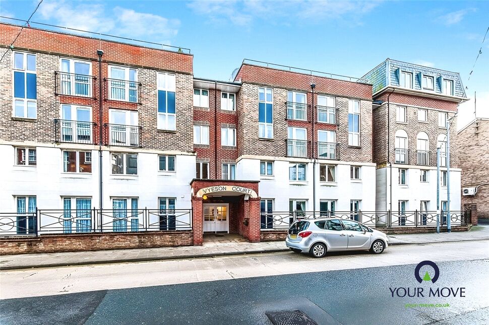 Main image of 1 bedroom Flat for sale, Queen Street, Ramsgate, Kent, CT11