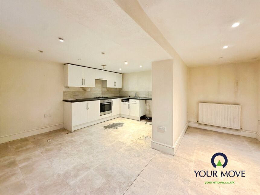 Kitchen / Breakfast Room