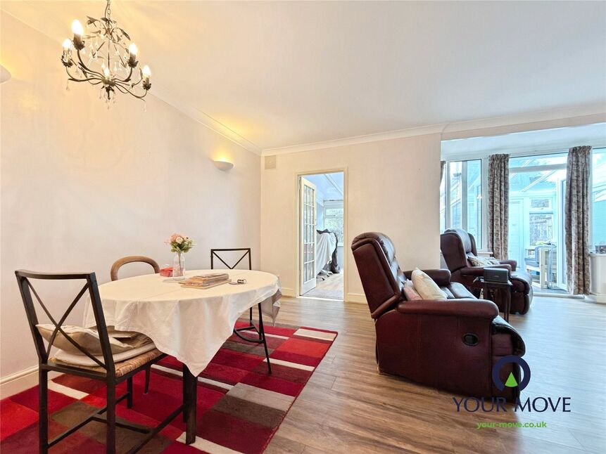 Lounge / Dining Room