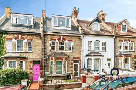 2 bedroom Flat to rent