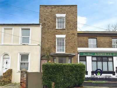 2 bedroom Mid Terrace House for sale