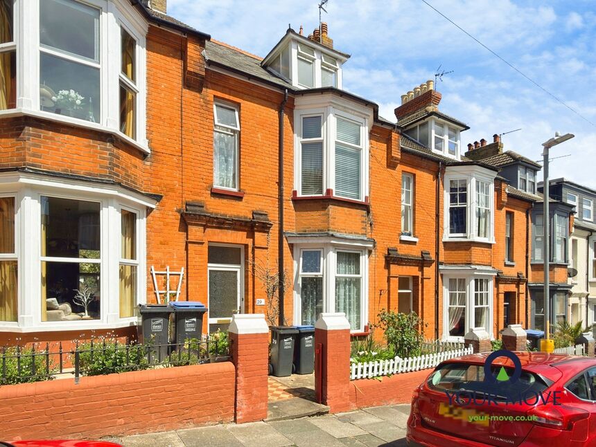 5 bedroom End Terrace House for sale