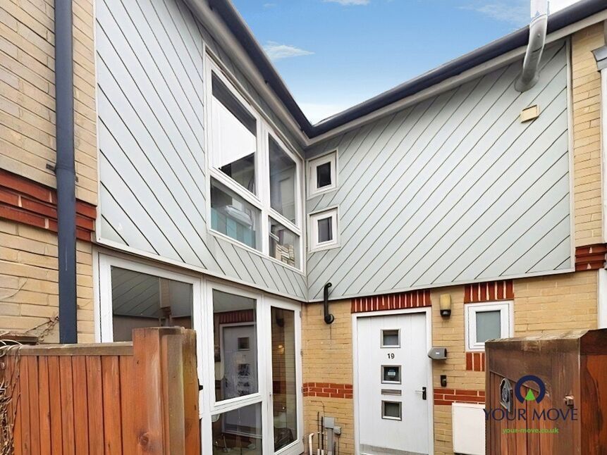 Main image of 2 bedroom Semi Detached House for sale, Priory Courtyard, Ramsgate, Kent, CT11
