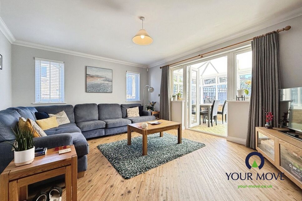 Lounge / Dining Room