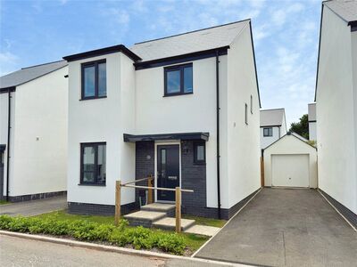 Yew Gardens, 4 bedroom Detached House for sale, &pound;345,000