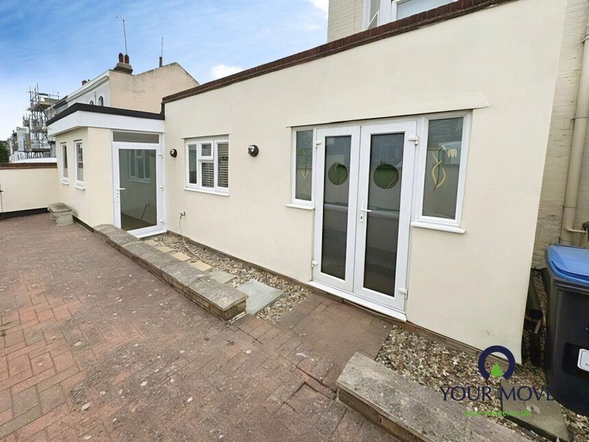 Main image of 2 bedroom Flat for sale, Grange Road, Ramsgate, Kent, CT11