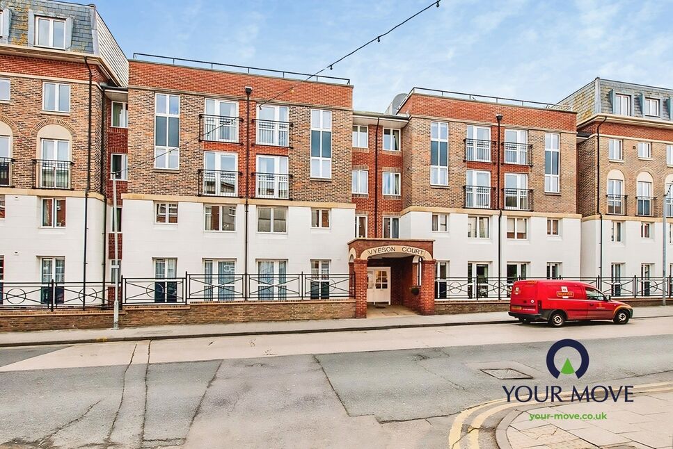 Main image of 1 bedroom Flat for sale, Queen Street, Ramsgate, Kent, CT11