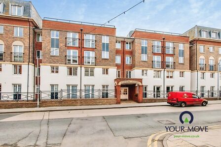 1 bedroom Flat for sale