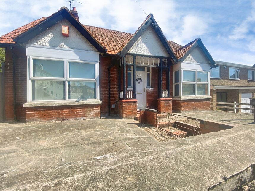 Main image of 2 bedroom Detached Bungalow to rent, Hereson Road, Ramsgate, Kent, CT11