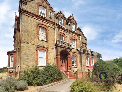 1 bedroom Flat for sale