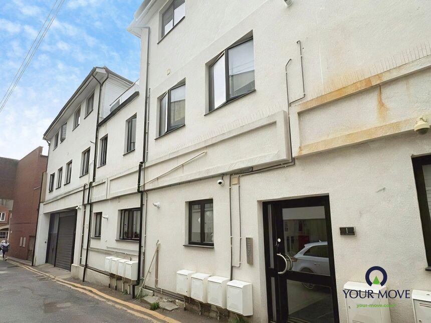 Main image of 2 bedroom Flat for sale, Archway Road, Ramsgate, Kent, CT11
