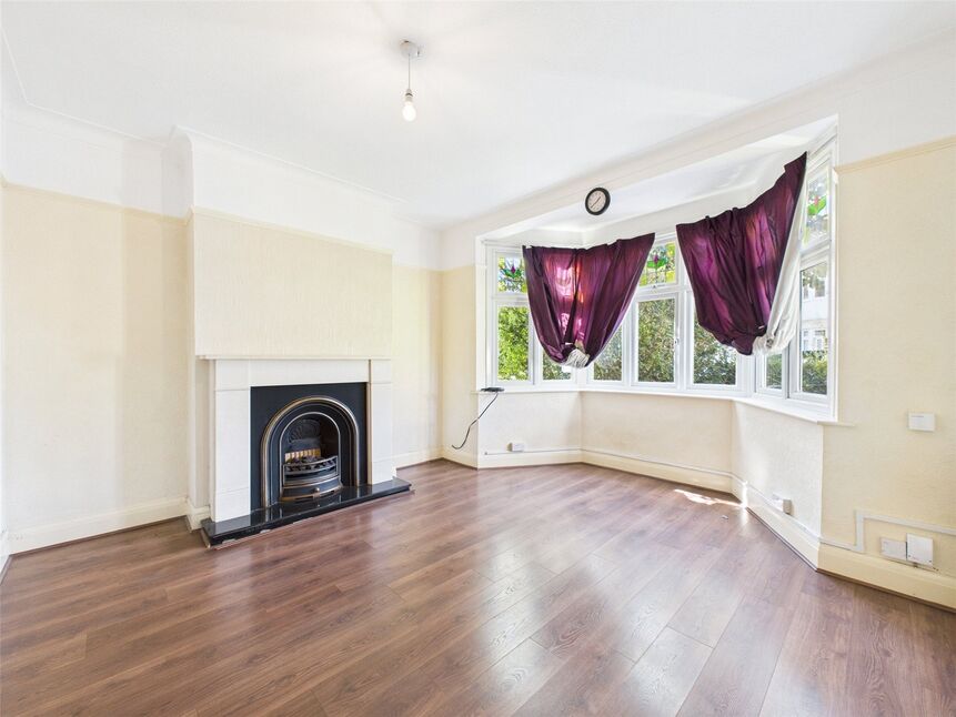 Main image of 3 bedroom Semi Detached House to rent, Glebelands Avenue, Ilford, Essex, IG2