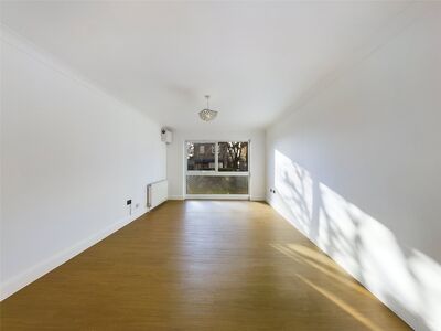 2 bedroom Semi Detached House to rent