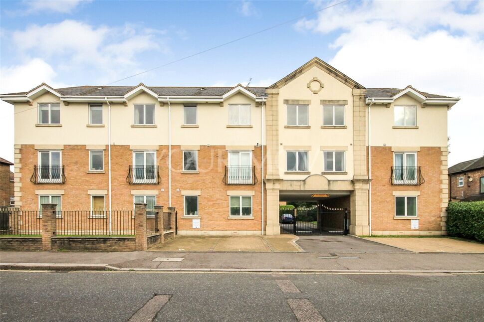 Main image of 2 bedroom Flat to rent, Albert Road, Romford, RM1