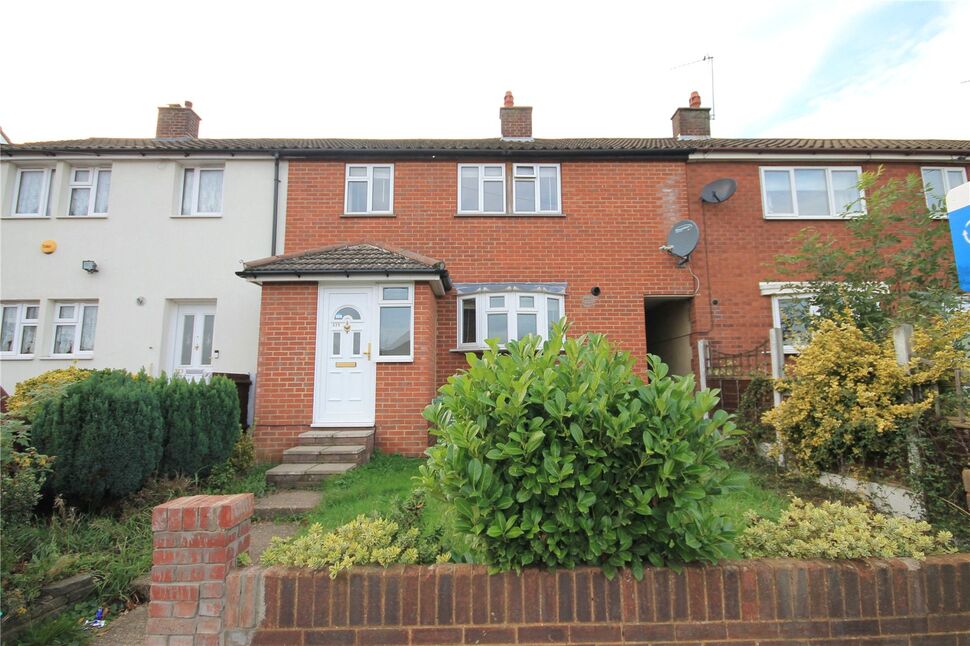 Main image of 3 bedroom Mid Terrace House to rent, Lodge Lane, Romford, RM5