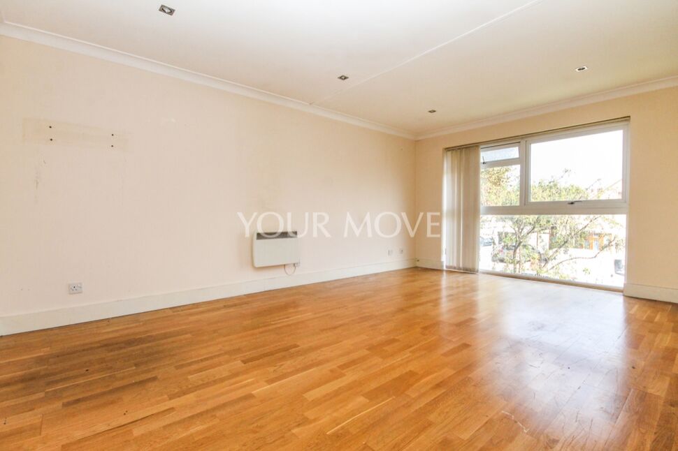 Main image of 2 bedroom Flat to rent, Royle Close, Romford, RM2