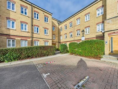 Kidman Close, 3 bedroom  Flat to rent, £2,300 pcm