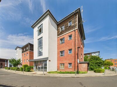 2 bedroom  Flat to rent