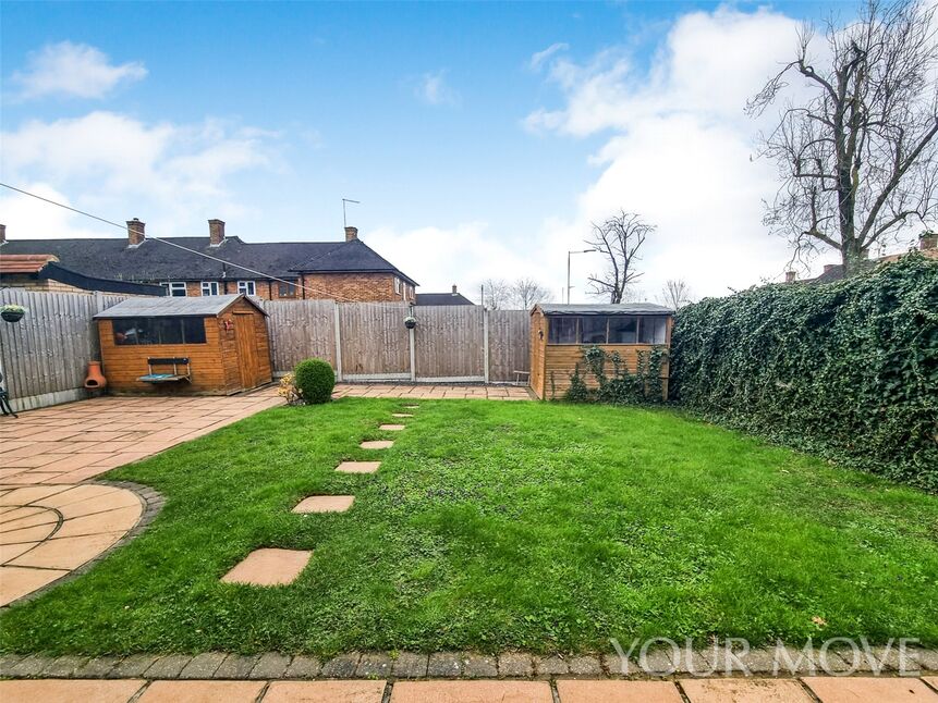 3 bedroom End Terrace House for sale, Dagnam Park Square, Romford, RM3