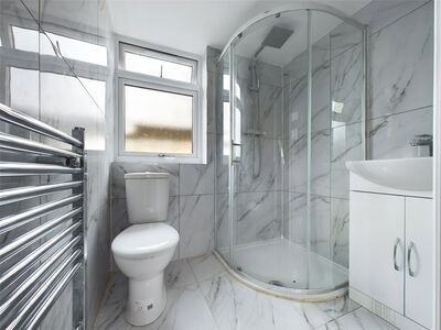 Mawney Road,  Room to rent, &pound;1,000 pcm