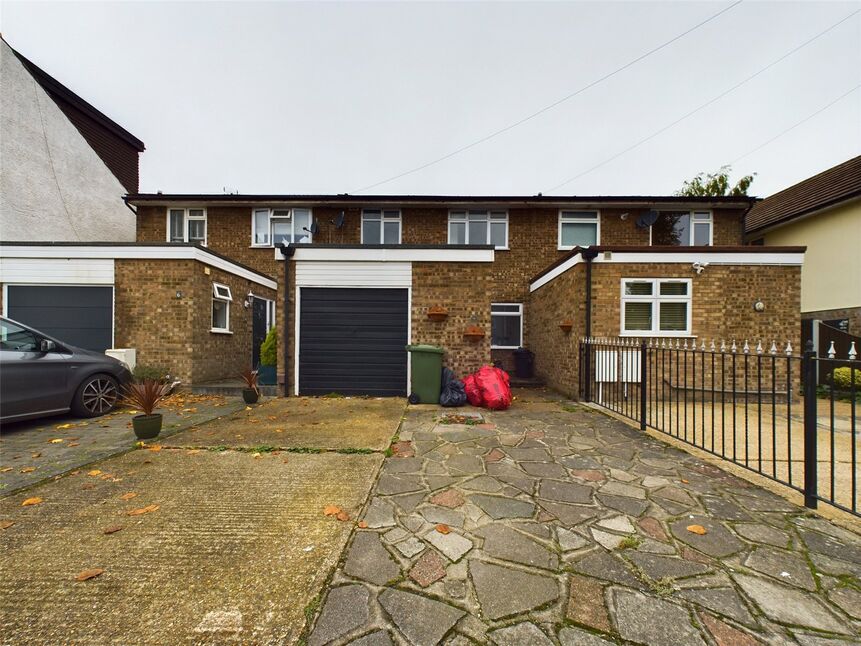 Main image of 3 bedroom House to rent, Catherine Road, Romford, RM2