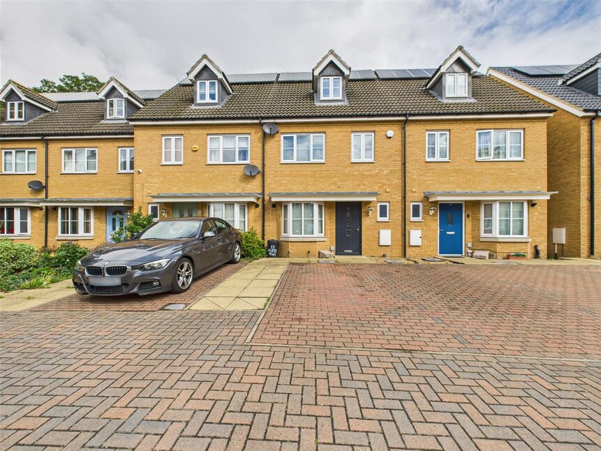 Main image of 4 bedroom Mid Terrace House to rent, Juliette Mews, Romford, RM1