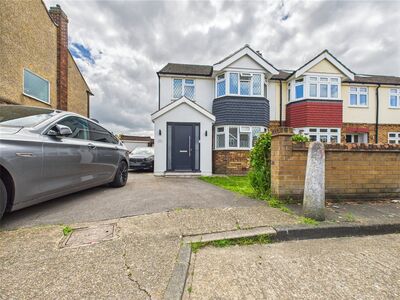 3 bedroom End Terrace House for sale