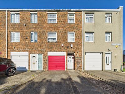 3 bedroom Mid Terrace House for sale