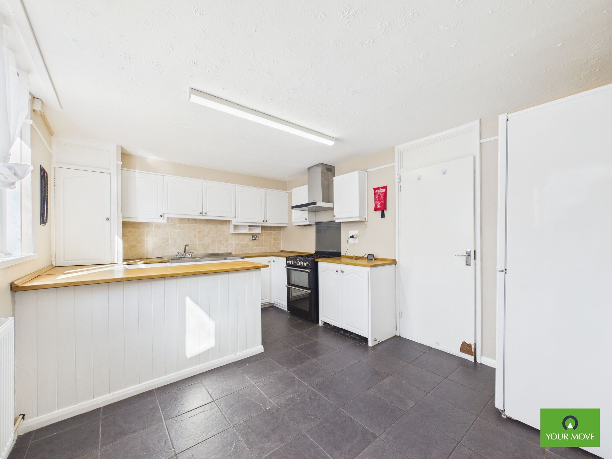 Floorplan of 3 bedroom House to rent, Chatteris Avenue, Romford, RM3