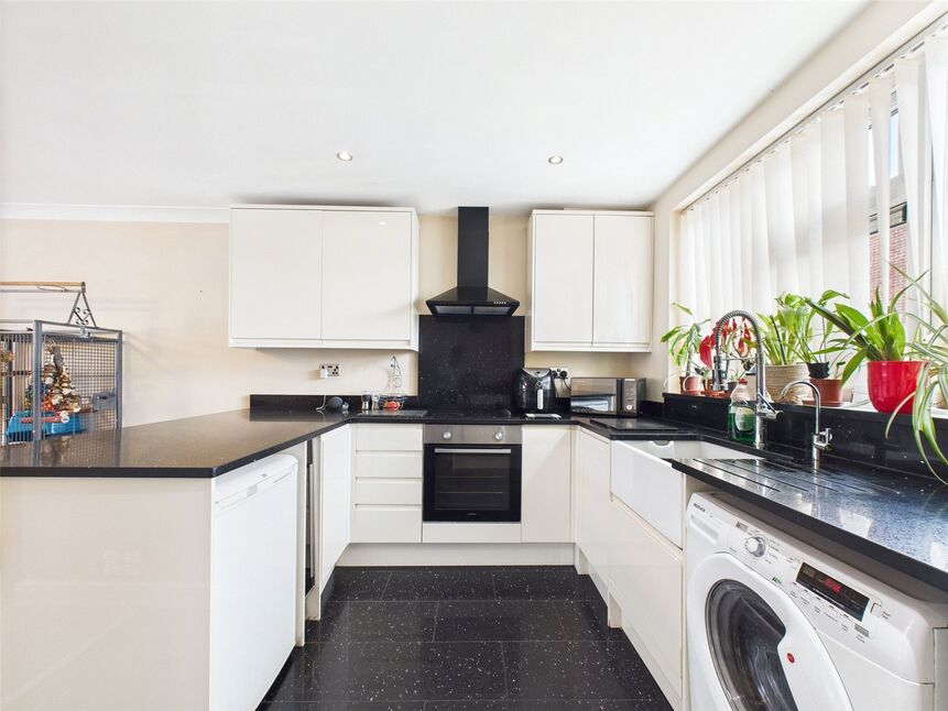 Kitchen / Living Room