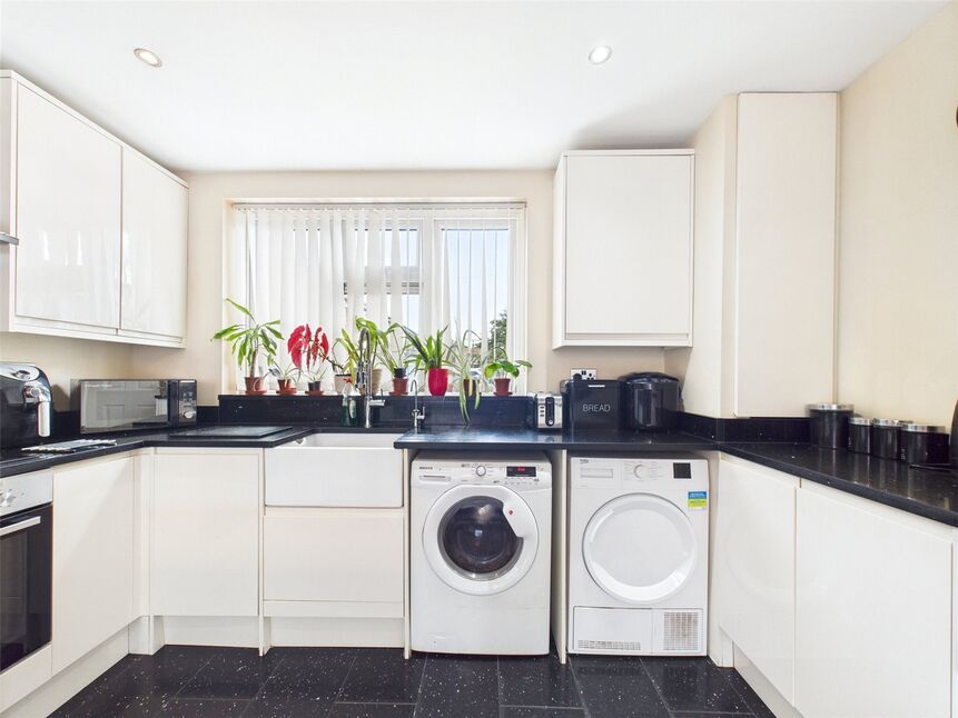 Kitchen / Living Room