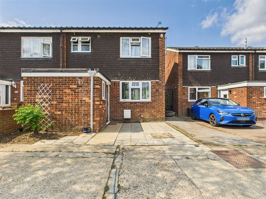 3 bedroom End Terrace House for sale
