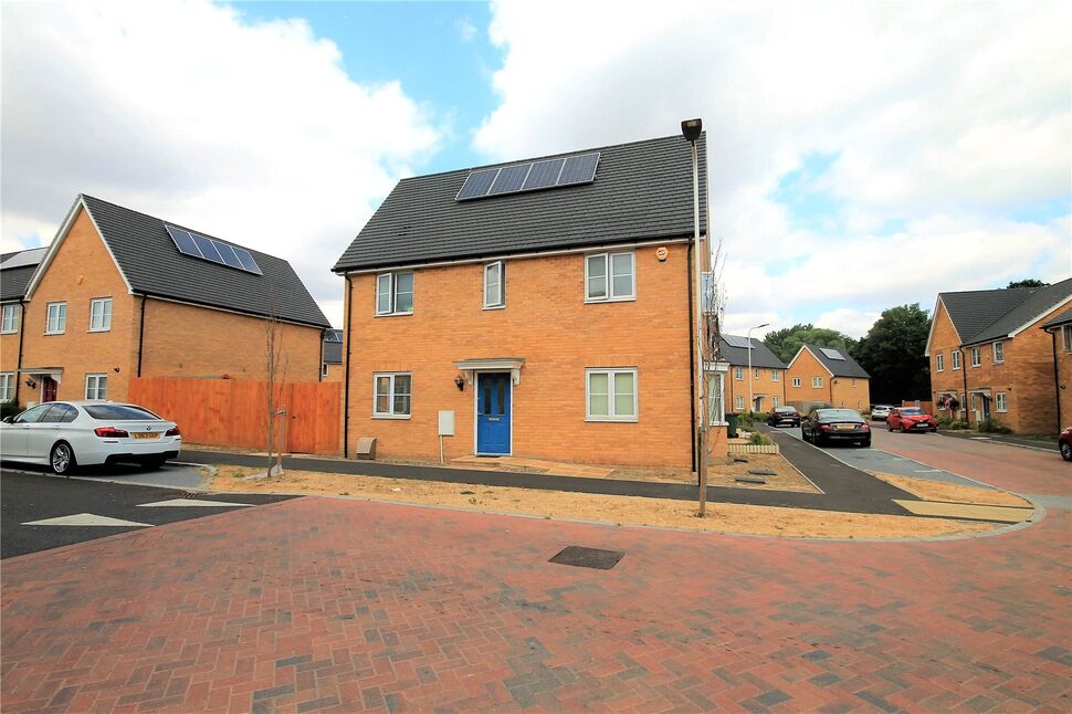 Main image of 3 bedroom Semi Detached House to rent, Bernwelle Avenue, Romford, RM3