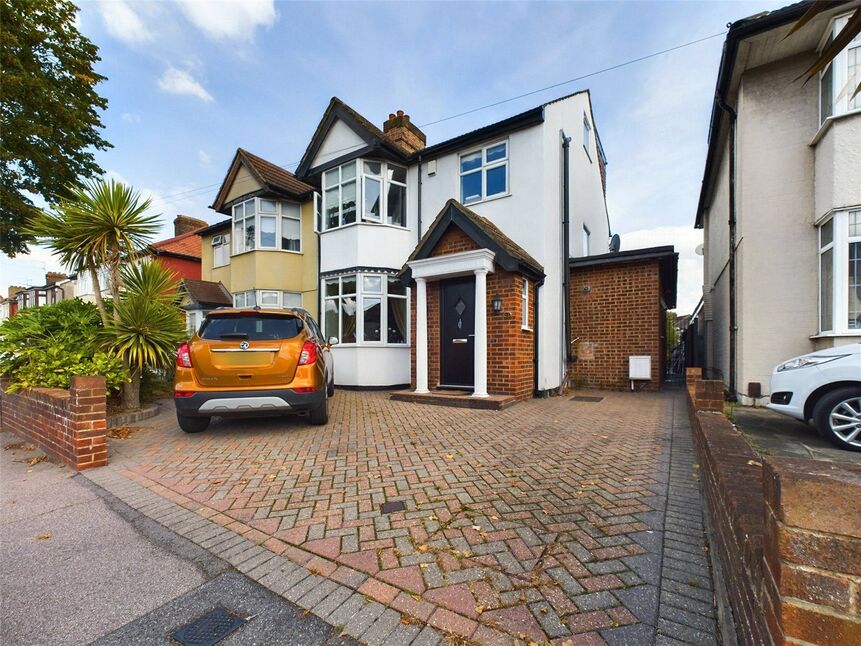 Main image of 4 bedroom Semi Detached House for sale, Upper Rainham Road, Hornchurch, RM12