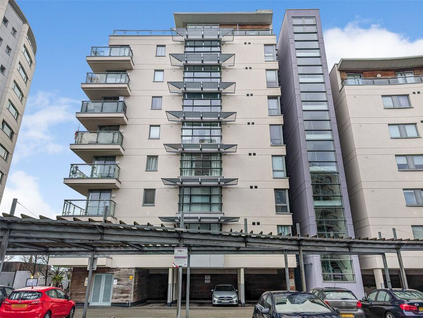 Main image of 1 bedroom Flat for sale, Mercury Gardens, Romford, RM1
