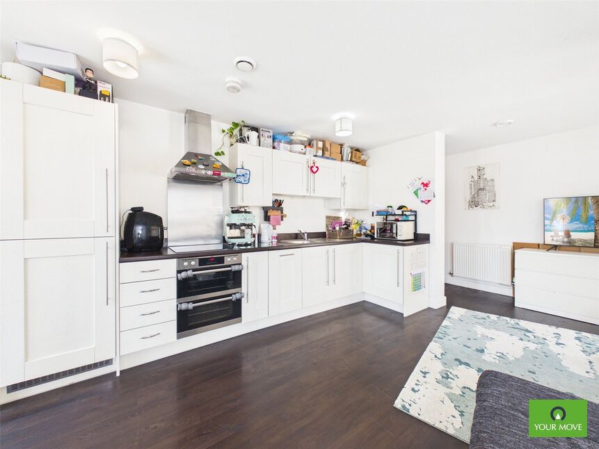 Kitchen / Living Area