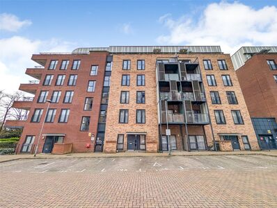 Maxwell Road, 2 bedroom Flat for sale, &pound;270,000