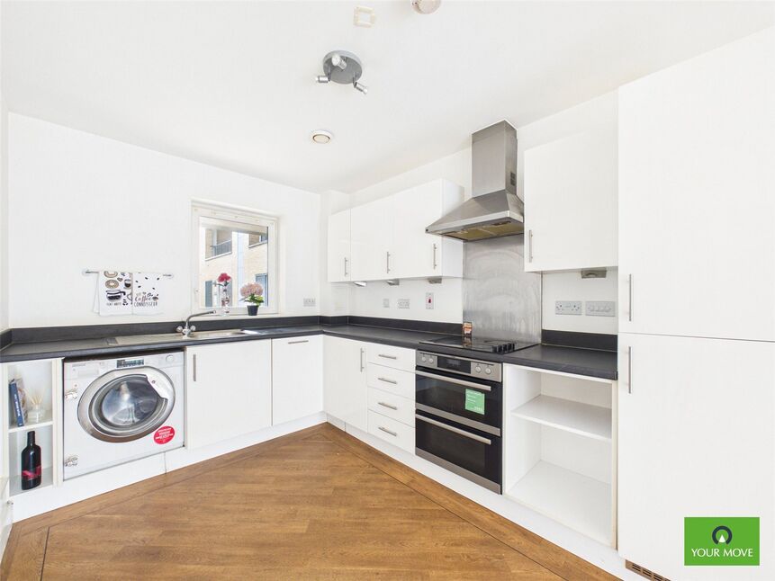 Kitchen / Living Area