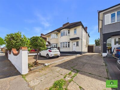 Clockhouse Lane, 4 bedroom Semi Detached House to rent, &pound;2,300 pcm