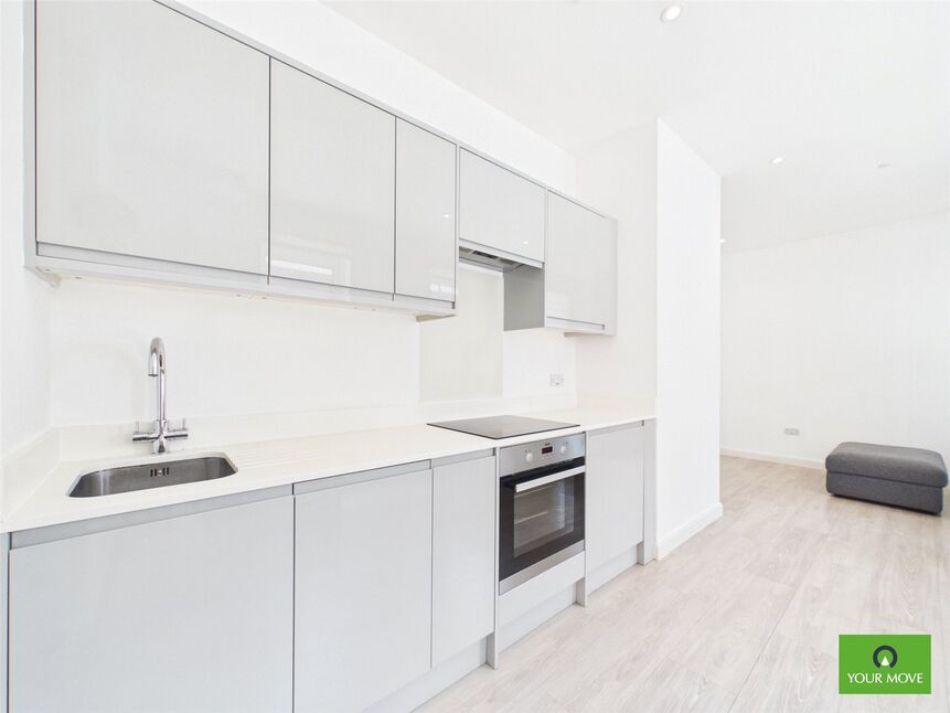 Main image of 1 bedroom Flat to rent, High Street, Hornchurch, RM12