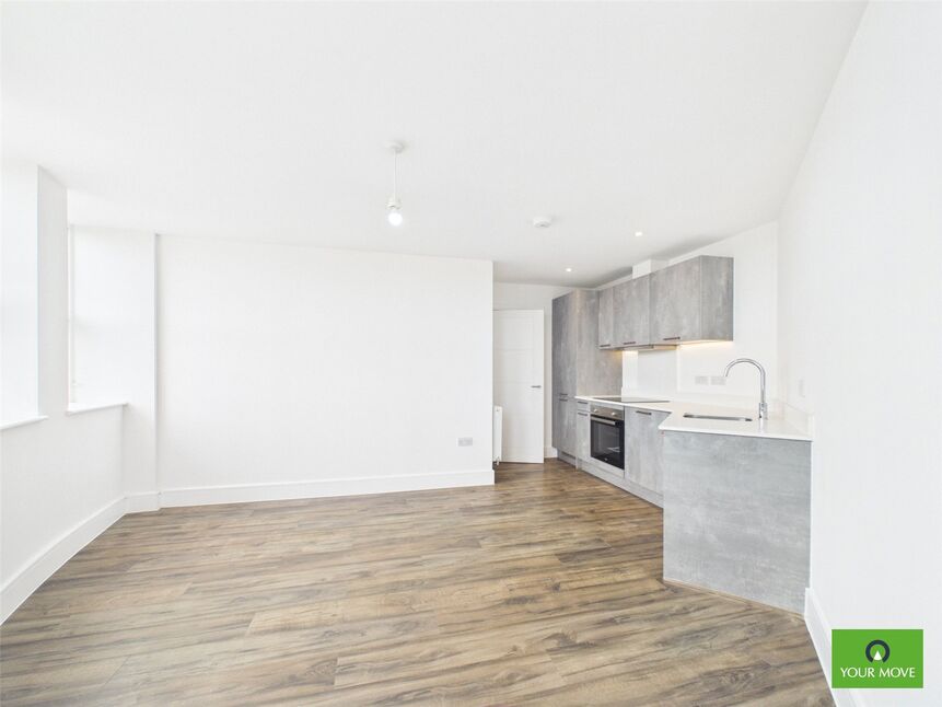 Kitchen / Living Area