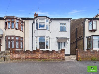 Kensington Road, 3 bedroom Semi Detached House to rent, &pound;2,200 pcm