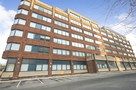 1 bedroom Flat for sale