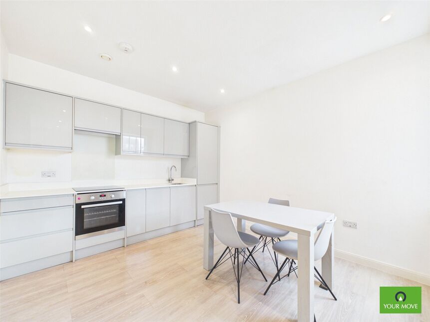 Main image of Flat to rent, High Street, Hornchurch, RM12